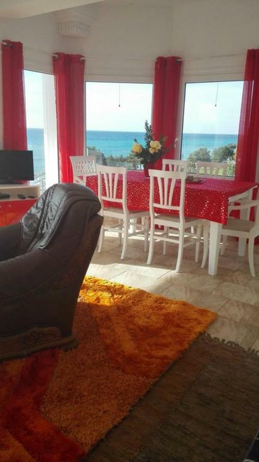 Villa Isabel Riza  Luaran gambar